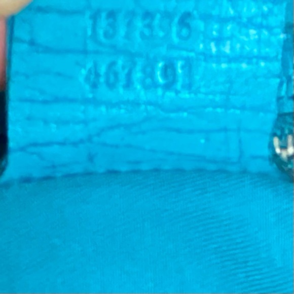 (SOLD) Vintage, Gucci, Rare, GG Coated Canvas with Teal Leather Shoulder Strap - Picture 12 of 12
